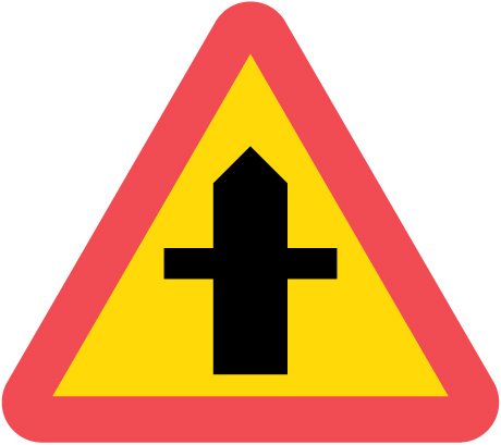 A29 Varning för vägkorsning där trafikanter på anslutande väg har väjningsplikt eller stopplikt